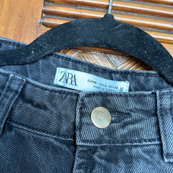 Zara EUC Size 6 Sparkle Stud Denim Jeans (Women) - Worn Once! - Picture 7 of 7